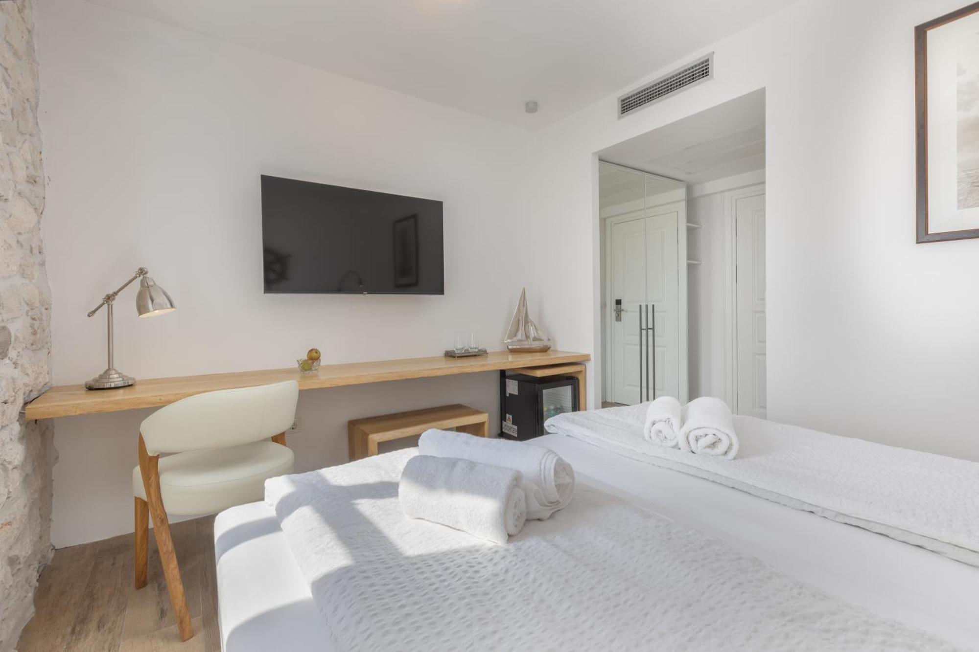 New - Casa Columba - 4 Star Design Boutique Hotel With Outdoor Pool & Private Garden (Adults Only) Макарська Екстер'єр фото