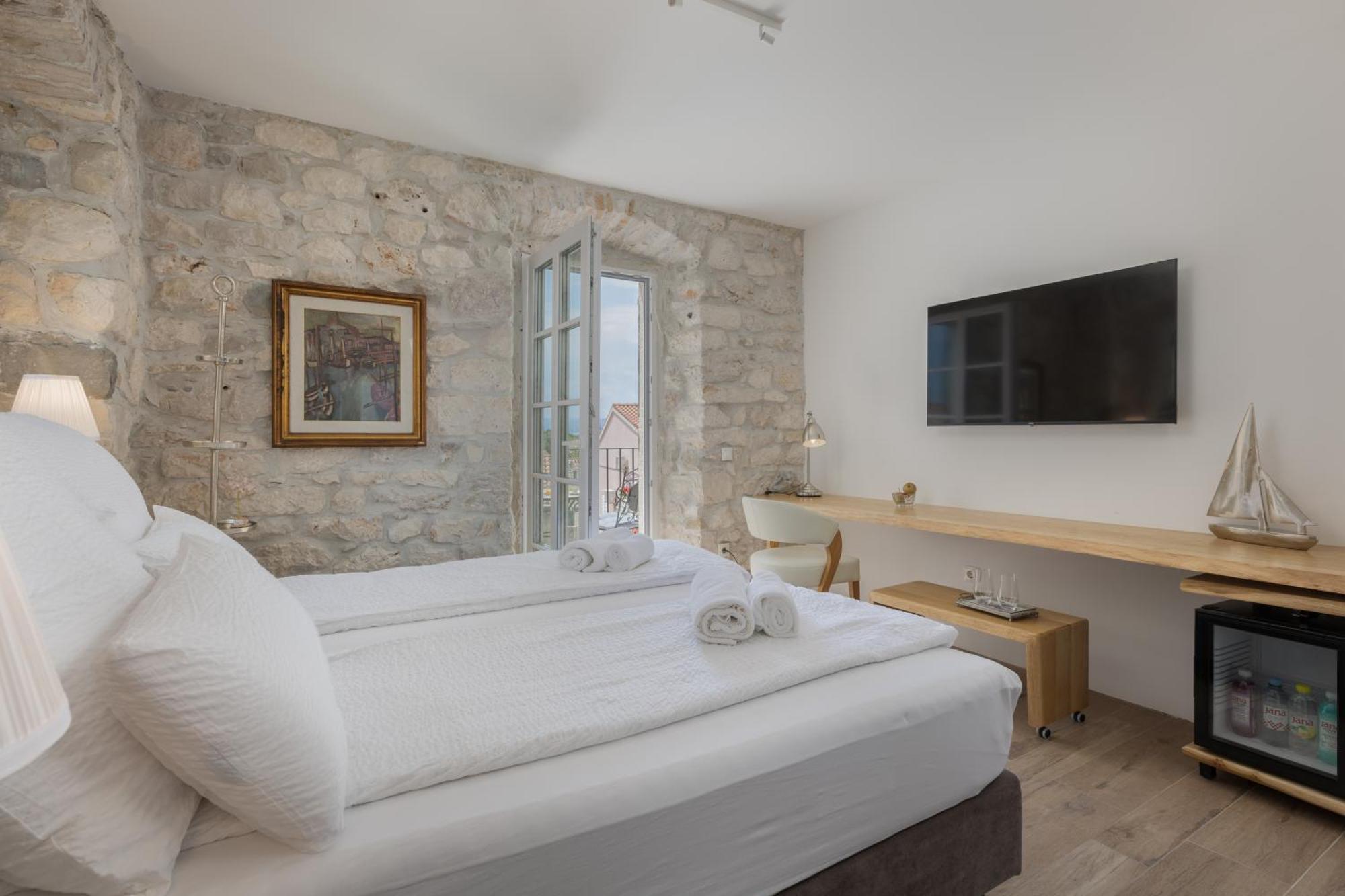 New - Casa Columba - 4 Star Design Boutique Hotel With Outdoor Pool & Private Garden (Adults Only) Макарська Екстер'єр фото