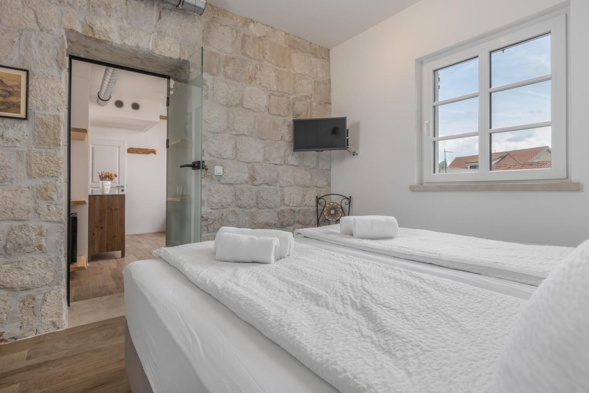 New - Casa Columba - 4 Star Design Boutique Hotel With Outdoor Pool & Private Garden (Adults Only) Макарська Екстер'єр фото