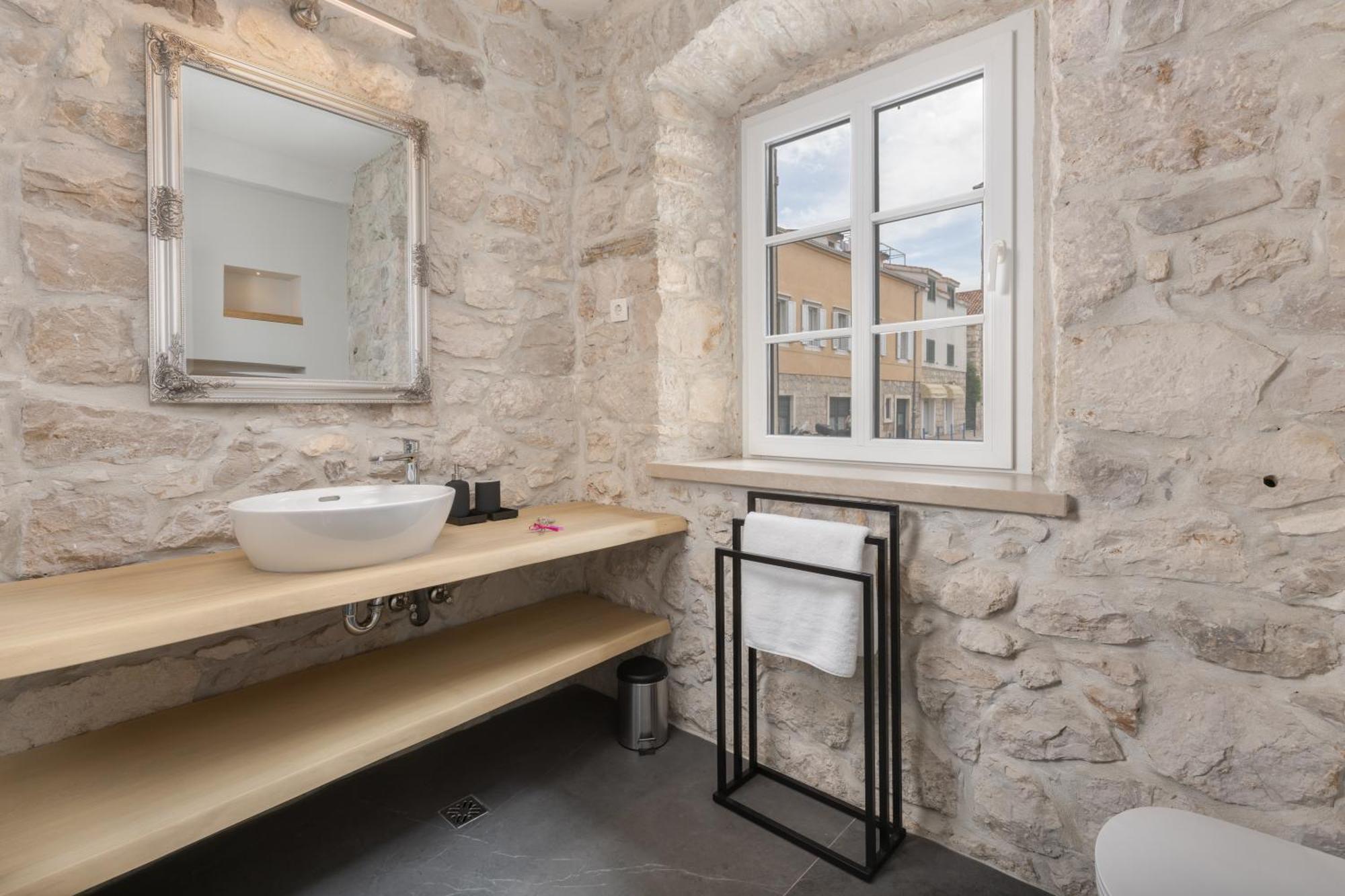 New - Casa Columba - 4 Star Design Boutique Hotel With Outdoor Pool & Private Garden (Adults Only) Макарська Екстер'єр фото